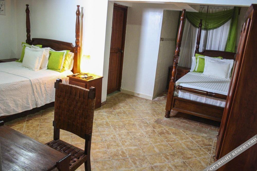 Hotel Sea Breeze Paraíso Esterno foto