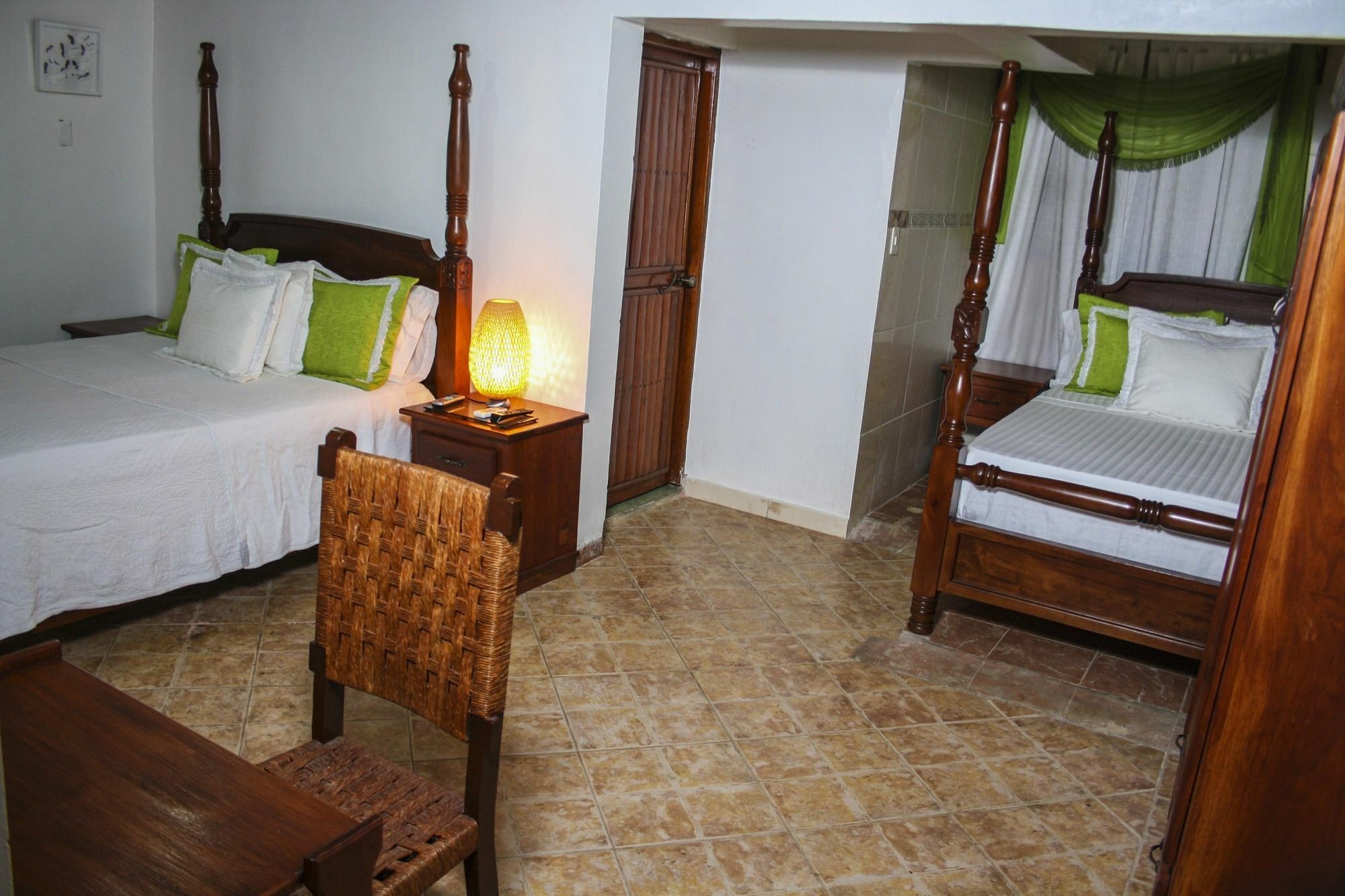 Hotel Sea Breeze Paraíso Esterno foto